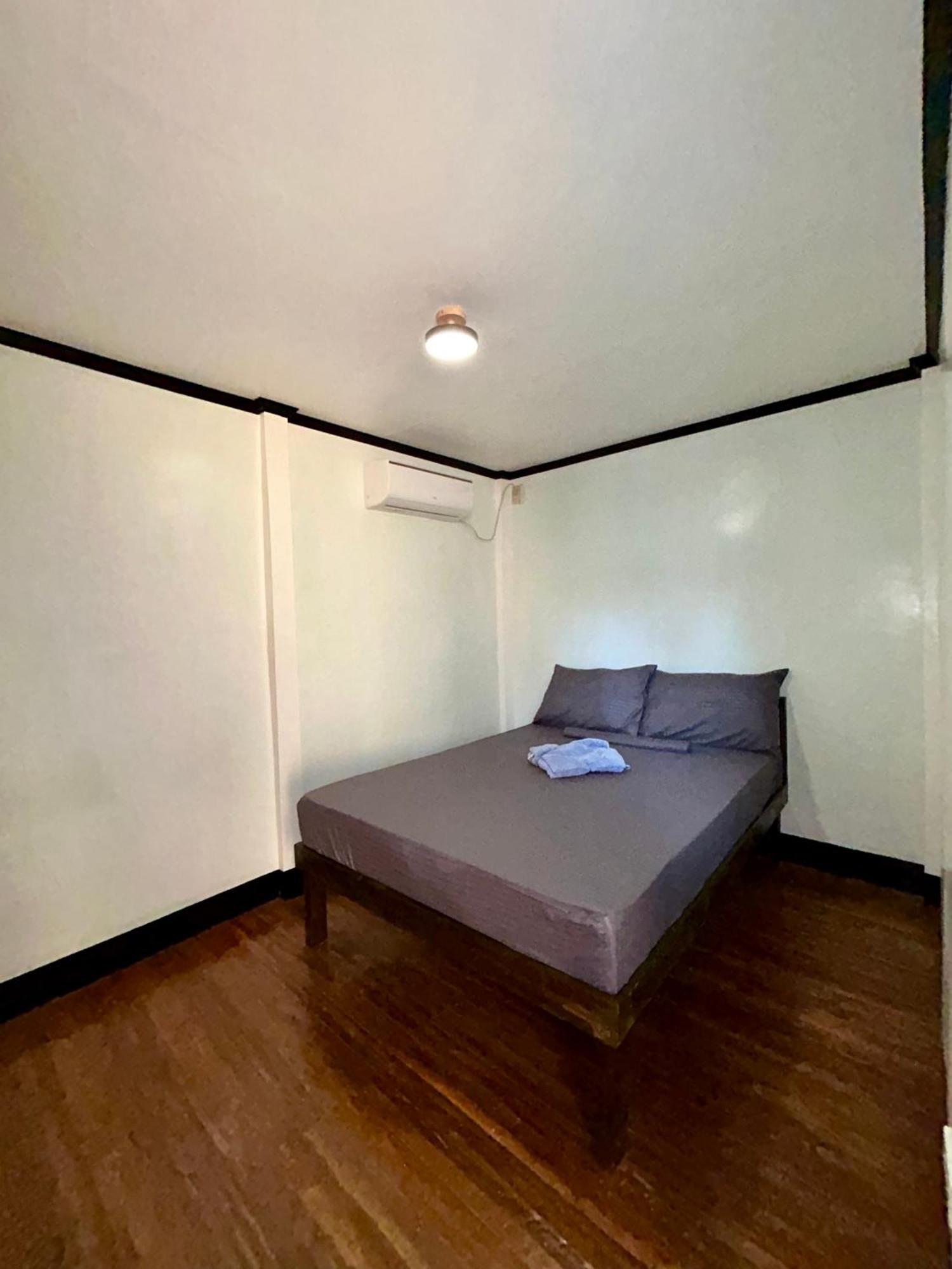 Islanders Hostel Port Barton Сан Висенте Екстериор снимка